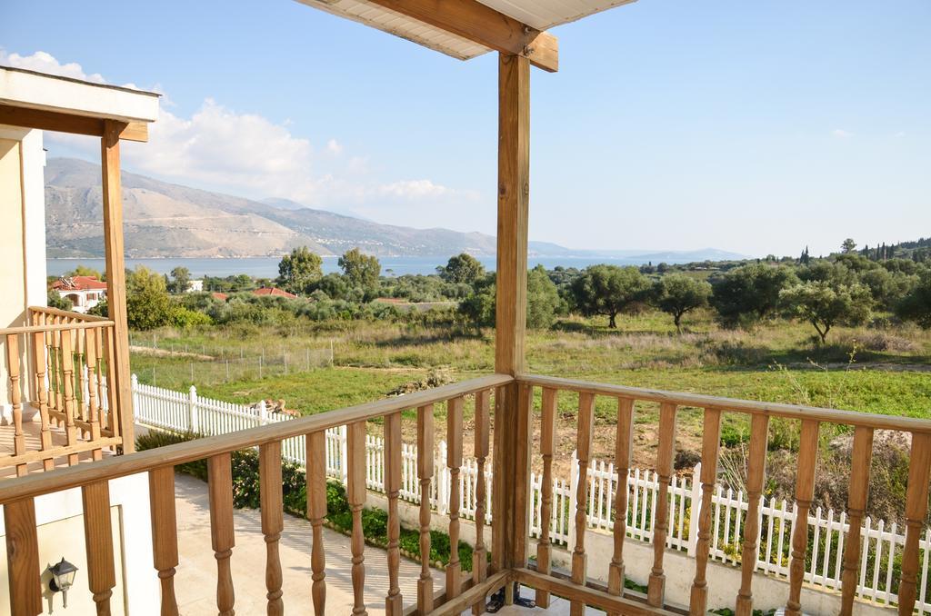 Ermolaos Hillside Villas Lixouri Esterno foto